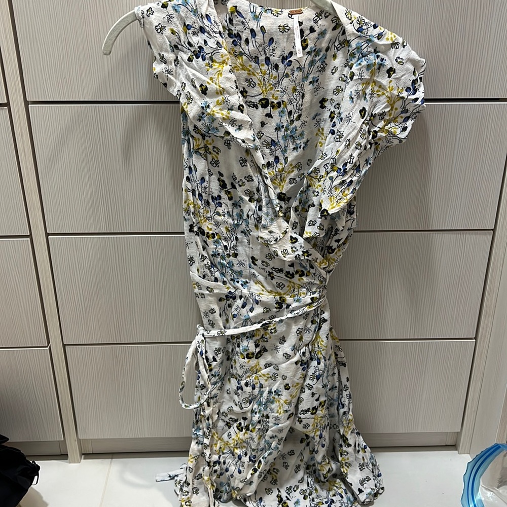 Mini white floral dress